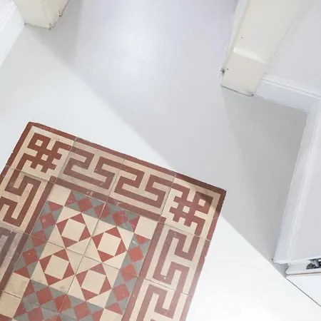 Apartment Scene *